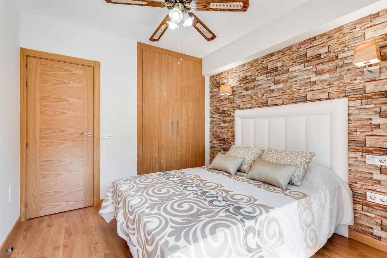 New 1 Bedroom Apartement On The Sea In Marbella. 外观 照片